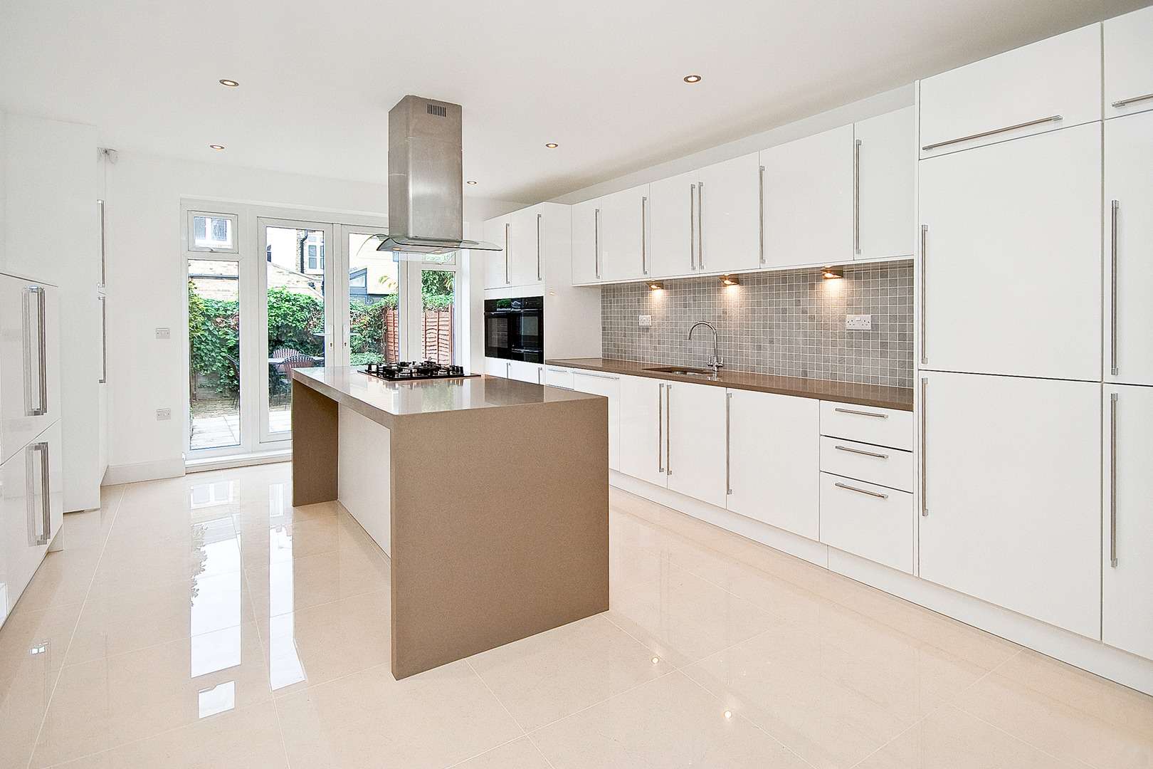 Large open kitchen with island Large open kitchen with island