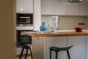 rg24 Rutland Gate – kitchen mood